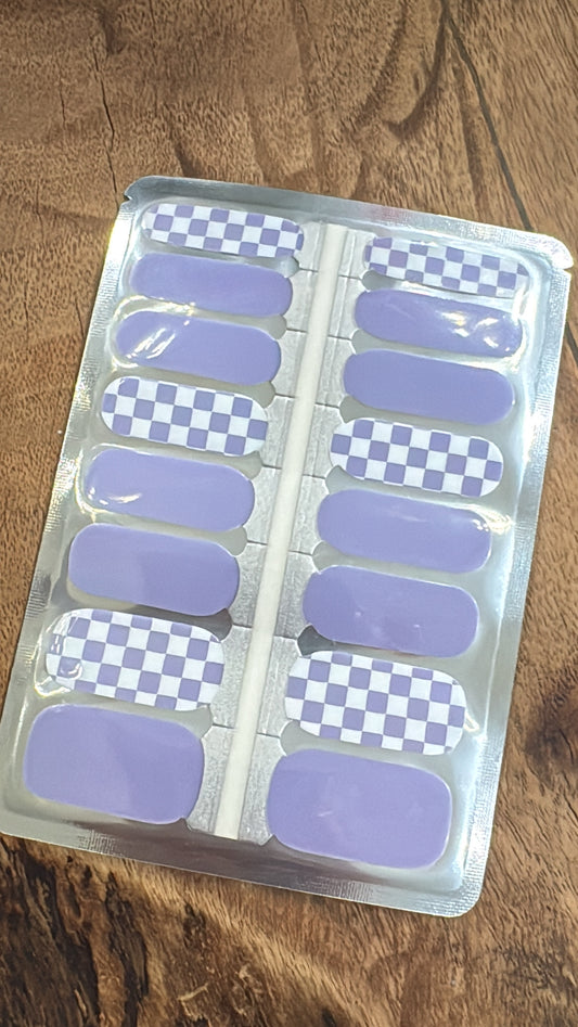 Lavender Checkmate Nail Wraps