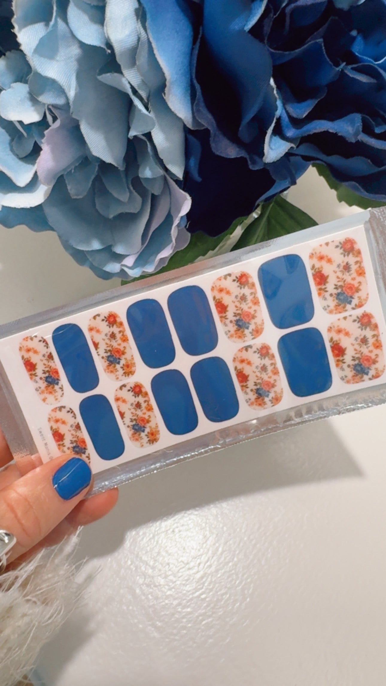 Sweet Meadow Floral Nail Wraps